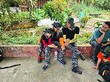 kids12_048.jpg