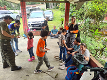 kids12_090.jpg