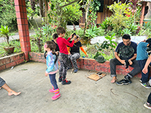 kids12_117.jpg