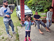 kids12_120.jpg