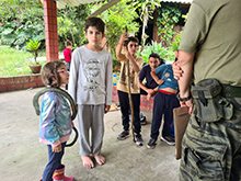 kids12_123.jpg
