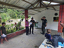 kids14_129.jpg
