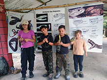 kids14_141.jpg